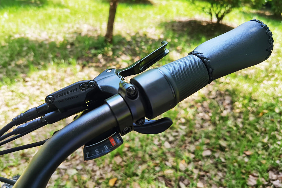 Which Pioneer models have reinforced frames?
