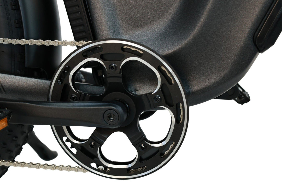 What suspension features do Dirwin hunting eBikes have?